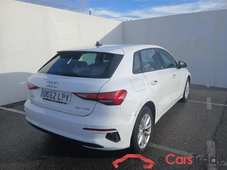 AUDI A3 / 2020 / 5P / berlina con portón Sportback 30 TFSI 81kW (110CV) S tronic #2