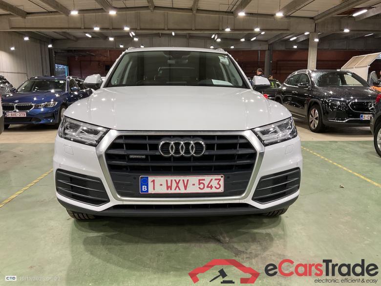 AUDI Q5 DIESEL - 2017 35 TDi Quattro Business Edition S tronic #2
