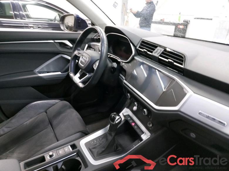 AUDI - AUD Q3 35 TDI 150PK S-Tronic Advanced Business Edition Pack Platinum With Alcantara Leather Sport Seats & Smartphone Interface #3