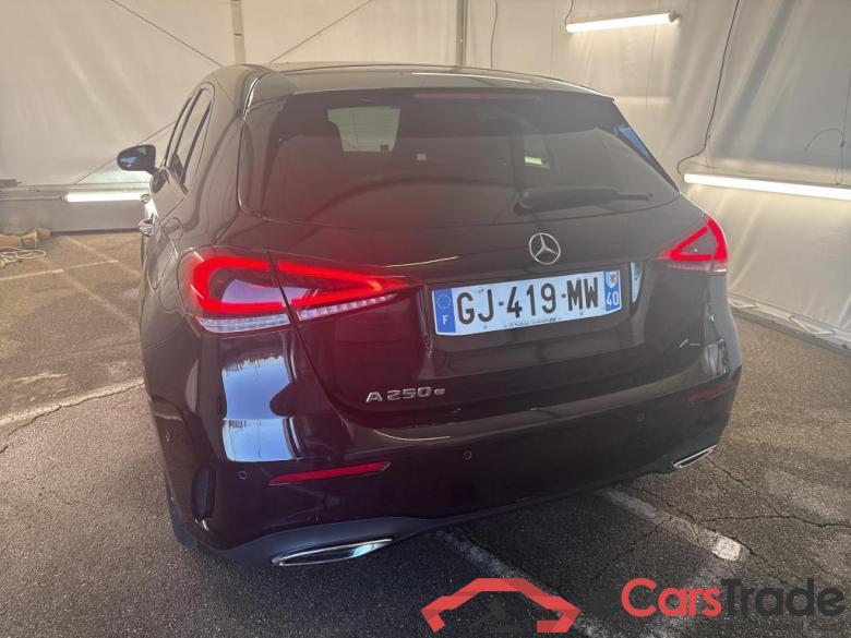 MERCEDES-BENZ Classe A Compact / 2018 / 5P / Berline A 250 e AMG Line 8G-DCT #2