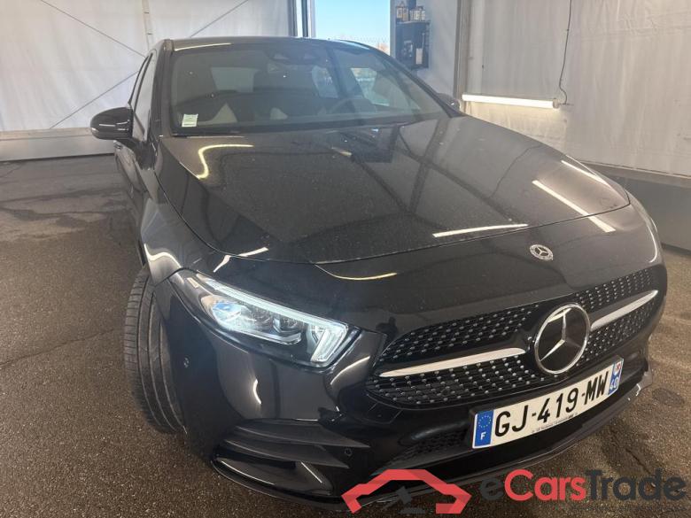 MERCEDES-BENZ Classe A Compact / 2018 / 5P / Berline A 250 e AMG Line 8G-DCT #4