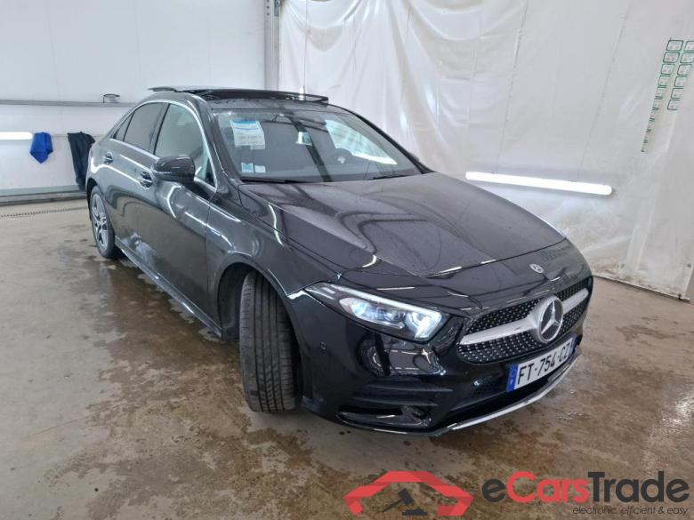 MERCEDES-BENZ Classe A Berline / 2018 / 4P / Berline A 250 e AMG Line 8G-DCT #4