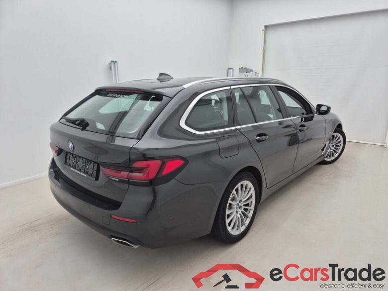 BMW 5-SERIE TOURING 520EA #2