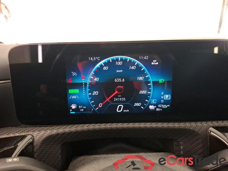 MERCEDES-BENZ Classe A Compact / 2018 / 5P / Berline A 250 e Business Line 8G-DCT #6
