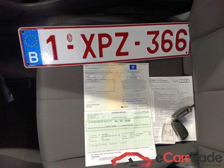 Audi Q3 35 TDI S tronic S line 5d #4