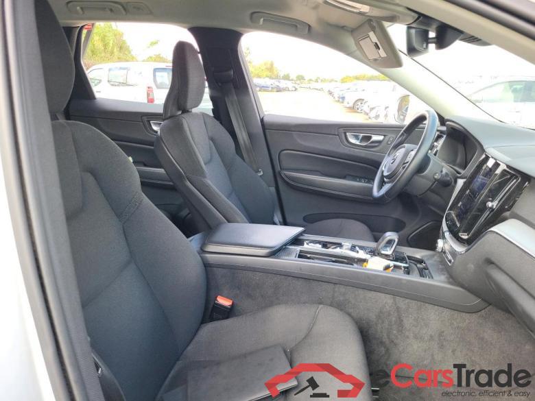 VOLVO XC60 / 2017 / 5P / todoterreno 2.0 B4 D AWD Momentum Pro Auto #6