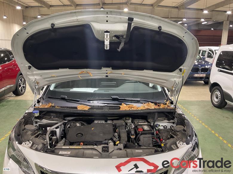 PEUGEOT 5008 DIESEL - 2020 1.5 BlueHDi Allure #6
