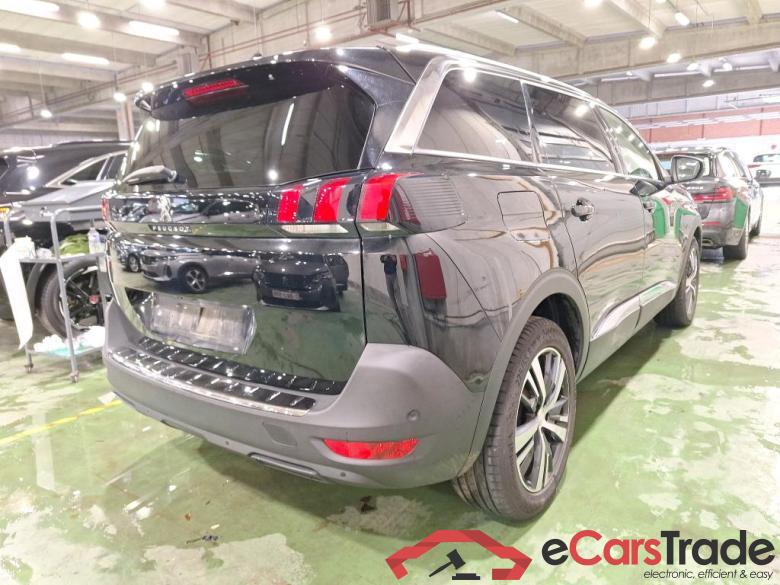 PEUGEOT 5008 - 2020 1.2 PureTech Allure #4