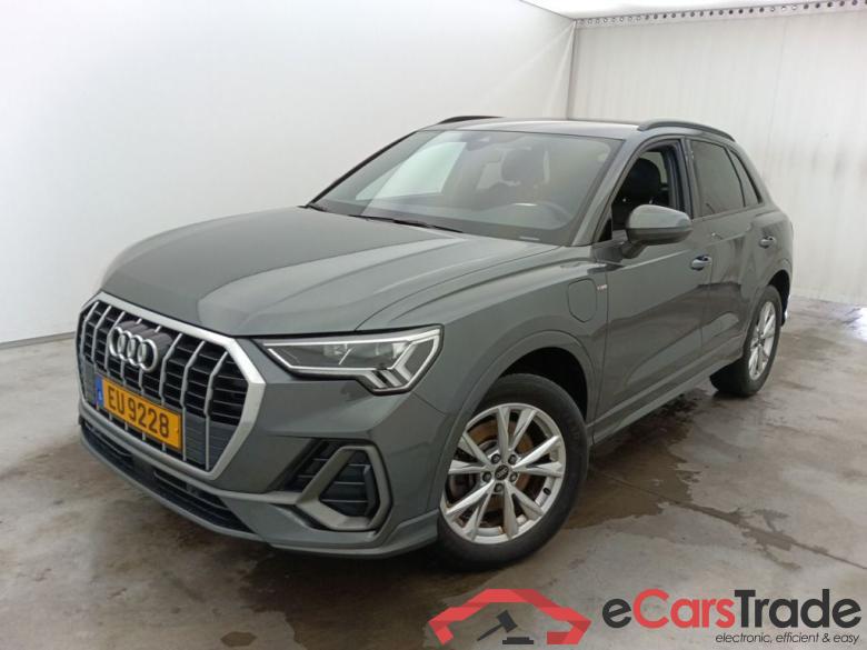 AUDI Q3 - 2019 45 TFSIe 245hp S line S tronic (EU6d-TEMP) 5d #1