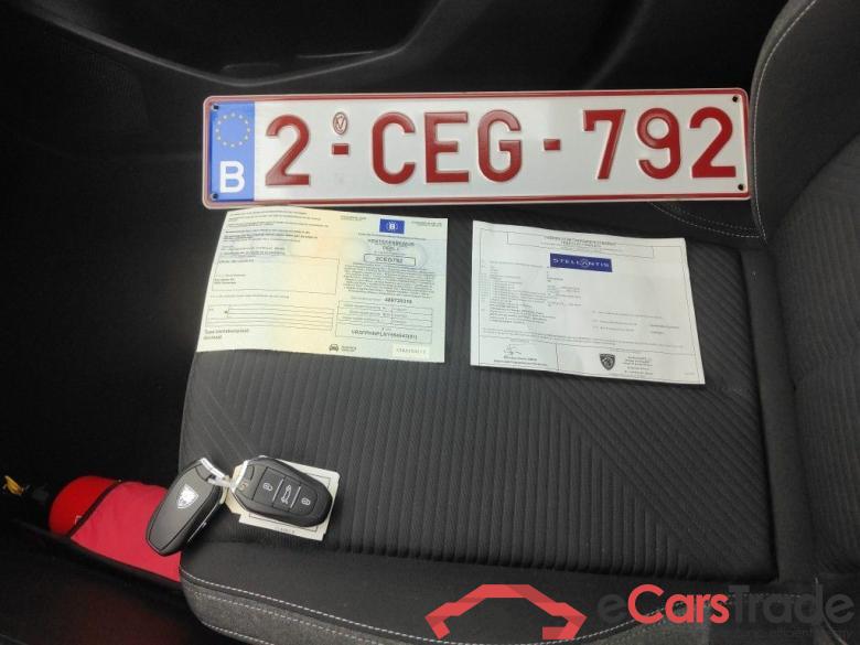 Peugeot 308 1.2 PureTech 110 S&S Active Pack 5d #4