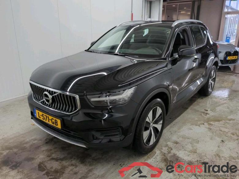 VOLVO XC40 1.5 T4 Rech InscrExp #1