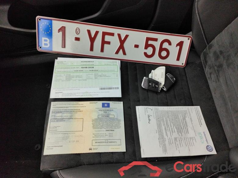 Volkswagen Passat Variant 1.5 TSI OPF DSG7 Elegance Business 5d #4