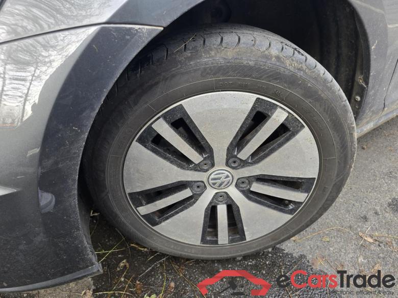 VOLKSWAGEN e-Golf e-Golf 100 kW (136 PS) 1-speed automatic transmission #2
