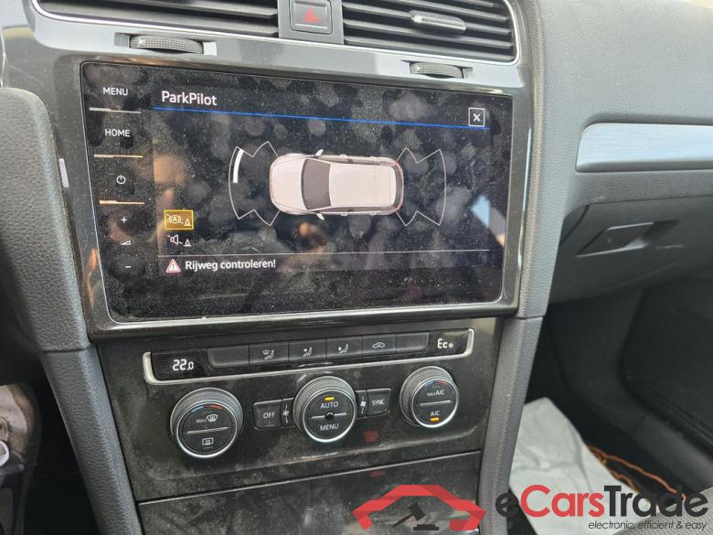 VOLKSWAGEN e-Golf e-Golf 100 kW (136 PS) 1-speed automatic transmission #6