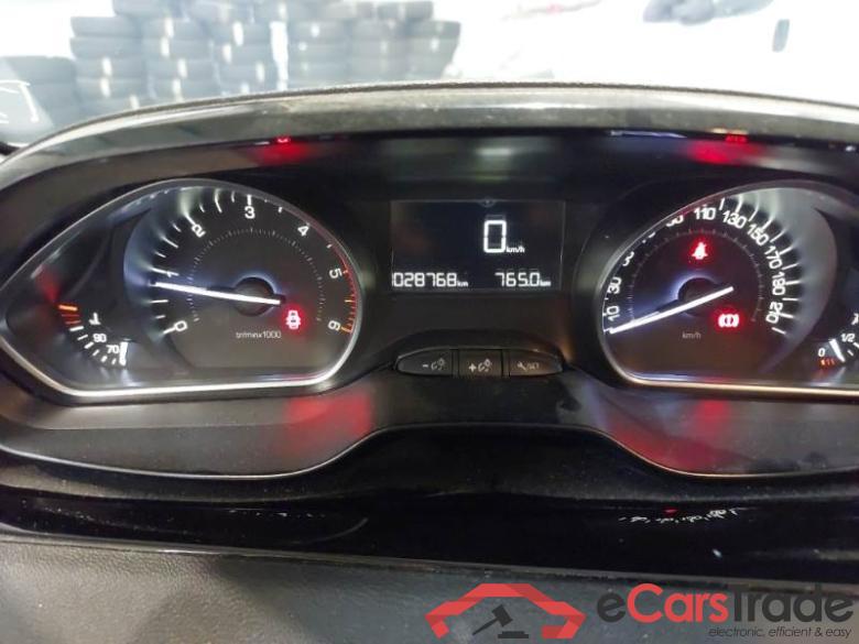 PEUGEOT 208 / 2015 / 5P / BERLINA ACTIVE BLUEHDI 100CV S/S #4