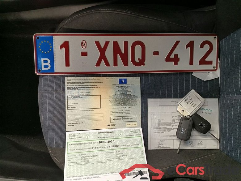 Peugeot 208 1.2 PureTech 75 MAN5 S&S €6.3 Like 5d #4