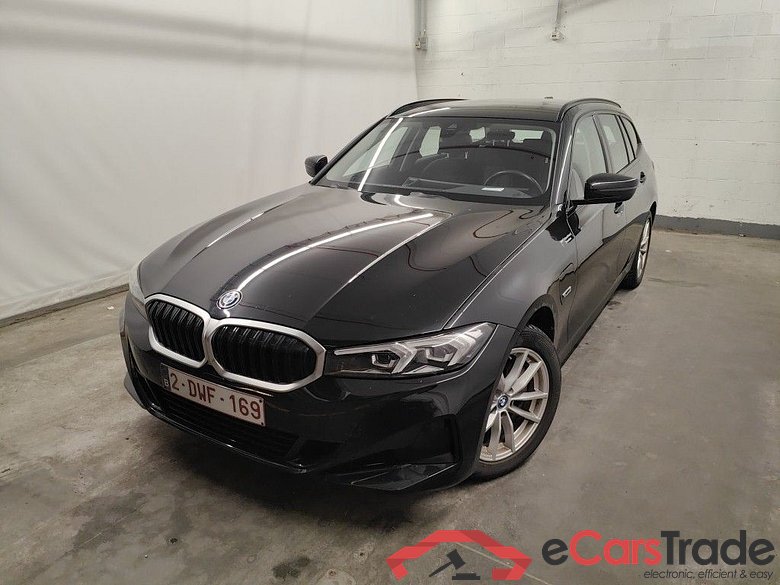 BMW 3 Reeks Touring 320e (150 kW) 5d