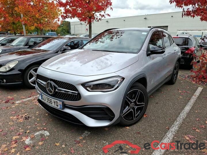 Mercedes GLA 250e Plug-In Hybrid AMG Night Aut. Pano LED-MultiBeam Widescreen Ambient Navi 1/2 Sport-Leather-Alcantara KeylessGo Camera Klima PDC ...