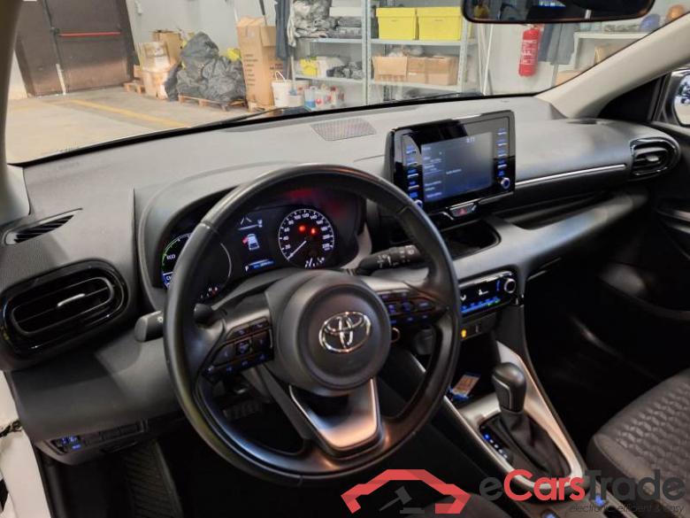 TOYOTA YARIS / 2020 / 5P / BERLINA HYBRID BUSINESS MY21 #3