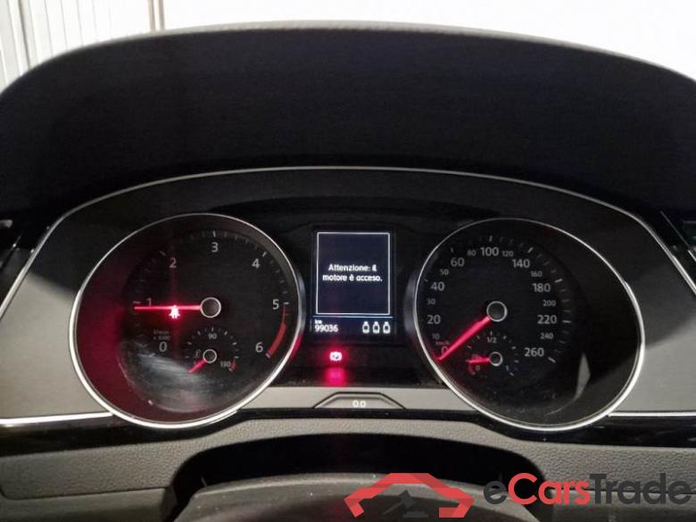 VOLKSWAGEN PASSAT / 2019 / 5P / STATION WAGON VAR. 2.0 TDI SCR EVO 110KW BUSINESS #4