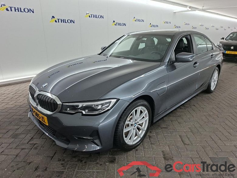 BMW 3 Serie Sedan 330e 4D 215kW