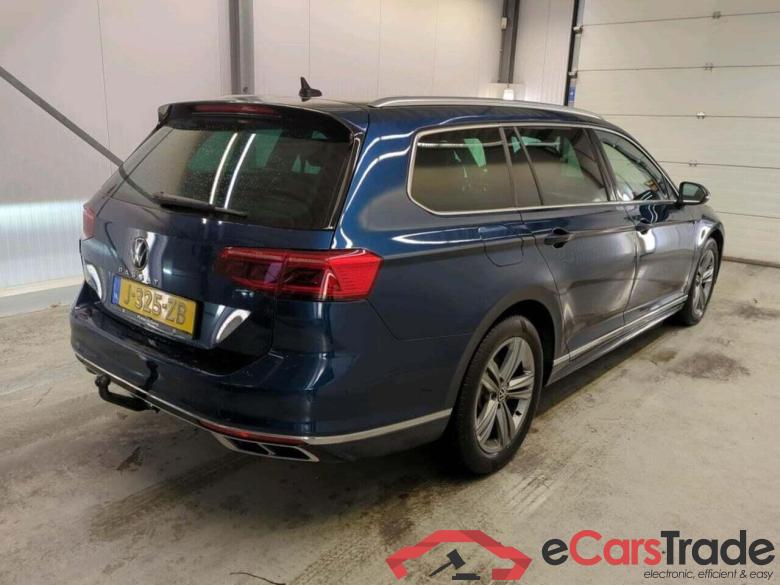 VOLKSWAGEN Passat Variant 2.0 TDI R-Line Bns+ #2