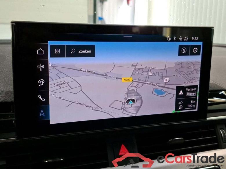 AUDI A4 Avant 35 TFSI S ed comp #6