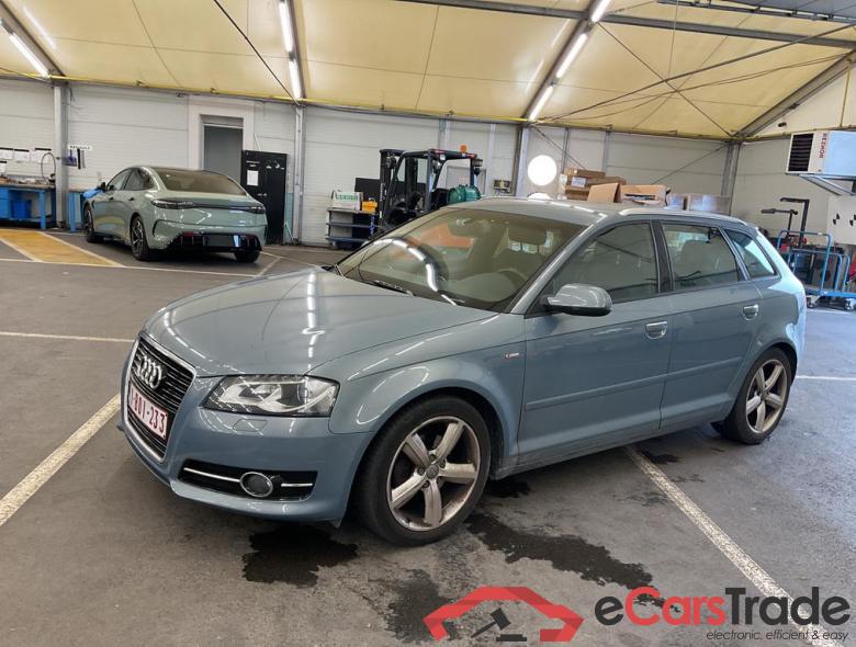 AUDI A3 Sportback Audi A3 Ambition Sportback 1.9 TDI 100(136) kW(PS) S tronic #1