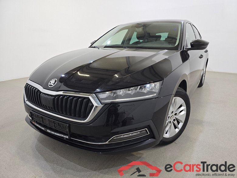 Skoda Octavia 1.0 TSI Clever LED Virtual Navi KeylessGo Camera Klima PDC ...