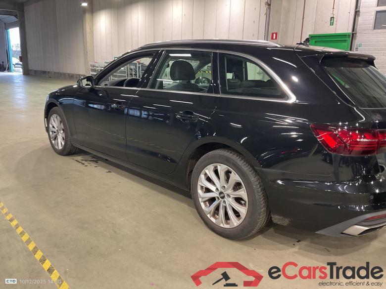AUDI A4 2.0 30 TDI 100KW S TR ATTRACTION B.E. #3