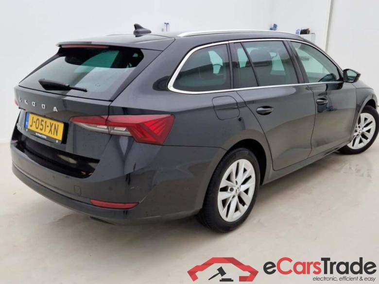 SKODA Octavia Combi 1.0 TSI Style #2