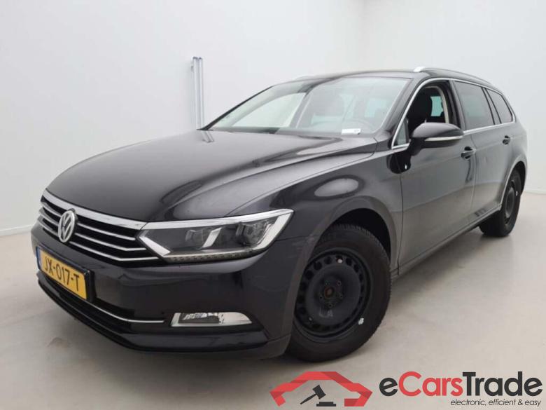 VOLKSWAGEN Passat Variant 1.6 TDI Connected S. #1