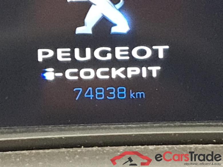 PEUGEOT 308 SW 1.2 PureTech Blue Lease Allure #4