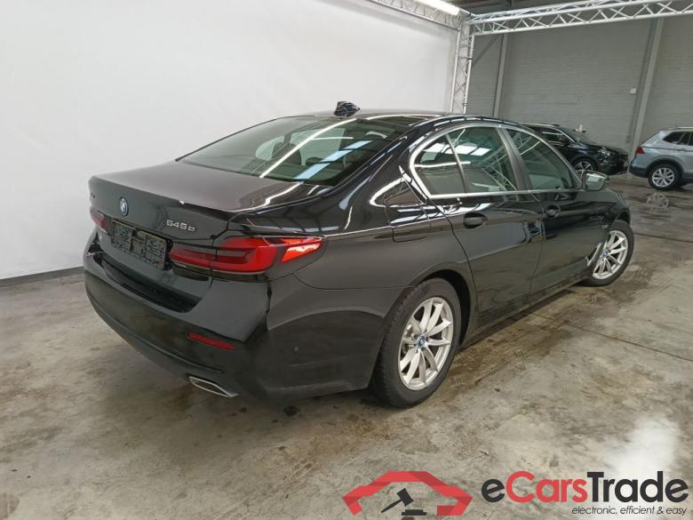 BMW 5 - 2020 545eXA 286 PHEV 4d #2