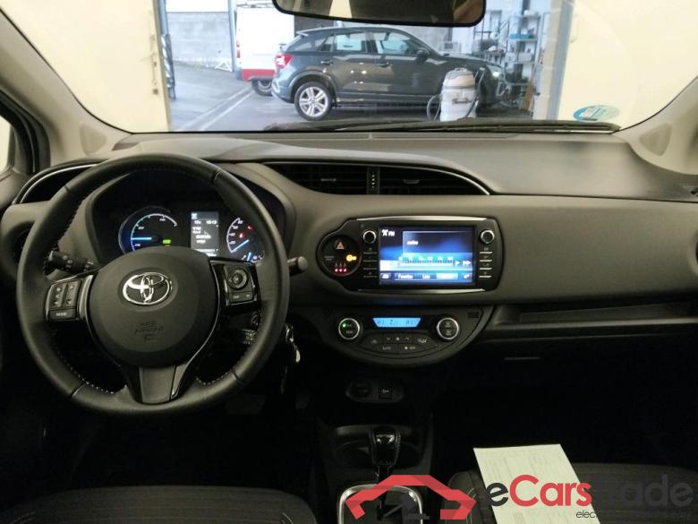 TOYOTA Yaris / 2017 / 5P / berlina con portón 1.5 100H Active #3