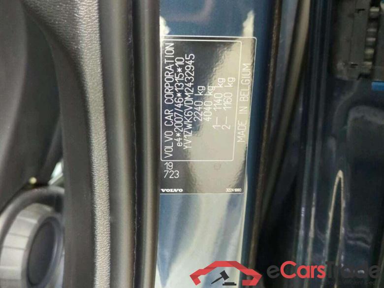 VOLVO V60 2.0 B3 R-Design #4