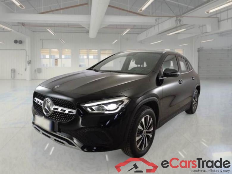 MERCEDES-BENZ GLA / 2020 / 5P / CROSSOVER GLA 250 AUTOMATIC EQ-POWER BUS EXTRA