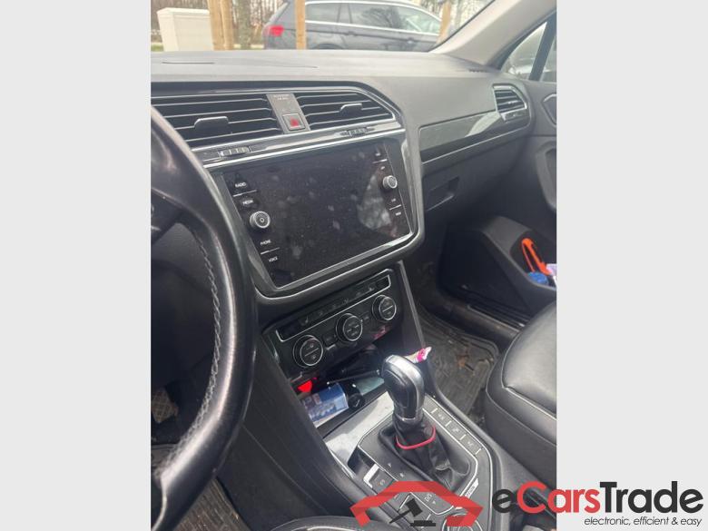 VOLKSWAGEN Tiguan 1.4 TSI 92 kW (125 ch) 6 vitesses manuel #5