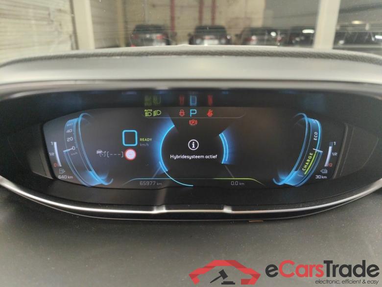 Peugeot 3008 Hybrid 225 e-Auto8 Allure Pack 5d #6