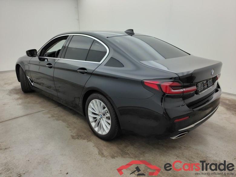 BMW 5 - 2020 545eXA 286 PHEV 4d #1