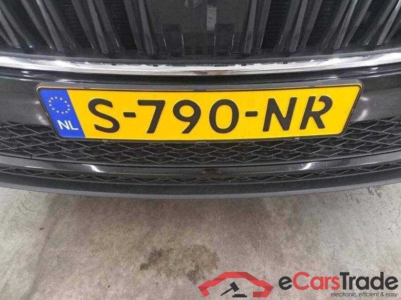 SKODA Karoq 1.5 TSI ACT Bus. Ed. #4
