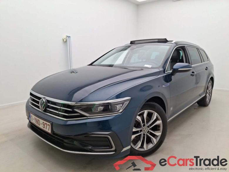 VOLKSWAGEN PASSAT VARIANT 1.4 TSI GTE BUSINESS DSG #1