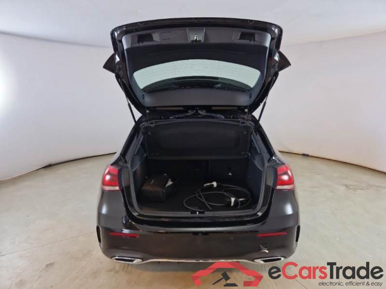 MERCEDES-BENZ CLASSE A / 2018 / 5P / BERLINA A 250 E EQ-POWER AUTOMATIC PREMIUM #5