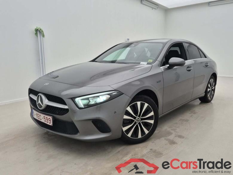 MERCEDES-BENZ A-KLASSE 250E BUSINESS SOLUTION G-TRONI