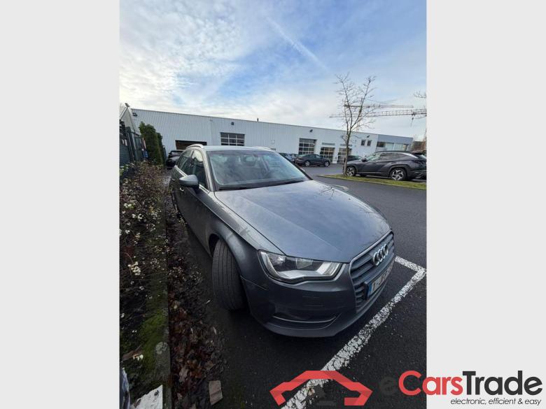AUDI A3 Sportback Audi A3 Sportback Attraction 1.6 TDI  81(110) kW(ch) 6 vitesses #2
