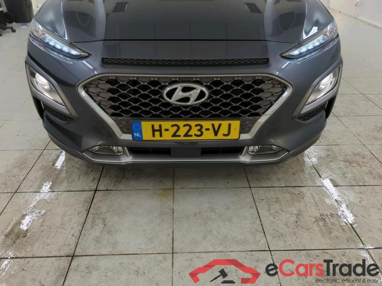Hyundai KONA 1.6 GDI HEV Fashion 5d #5