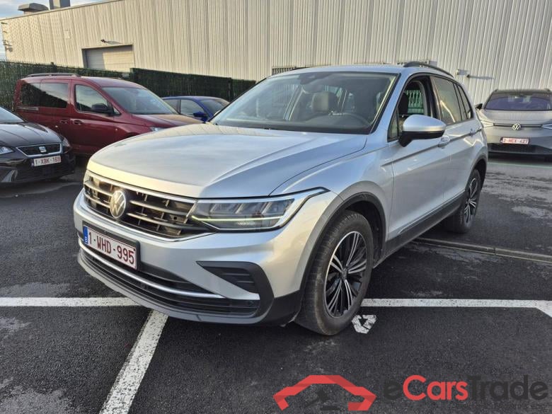 VOLKSWAGEN Tiguan Tiguan Life Business 2.0 TSI OPF 4MOTION 140 kW (190 ch) 7 vitesses DSG