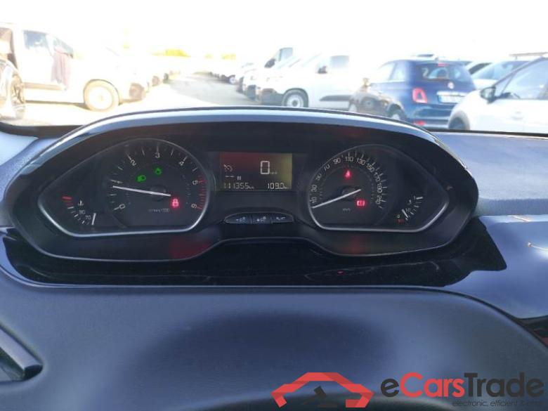 PEUGEOT 208 / 2015 / 5P / BERLINA VAN ACTIVE BLUEHDI 100CV #4