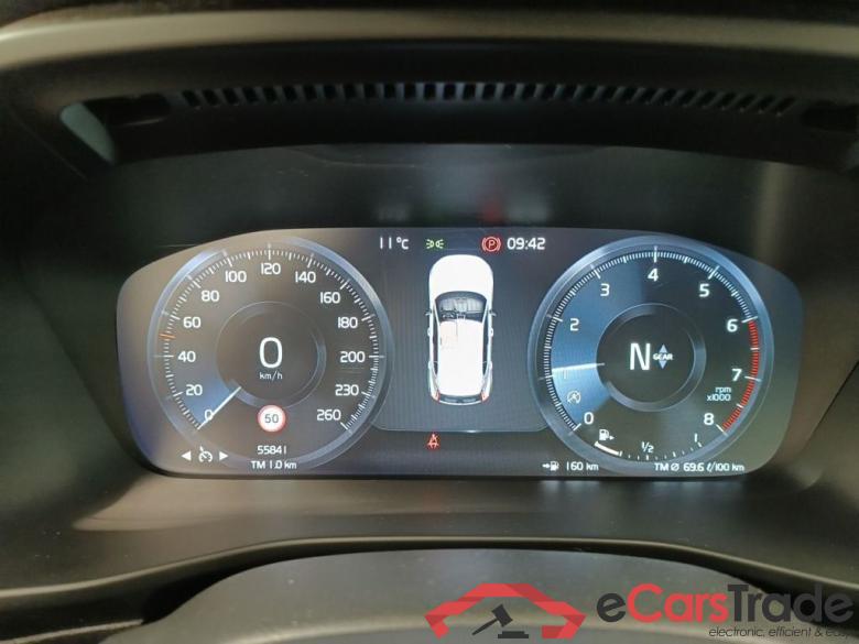 Volvo XC40 T3 Momentum Pro 5d #6