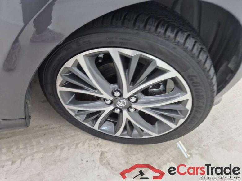 TOYOTA YARIS 1.5 VVT-I HYBRID ELEGANT E-CVT #6